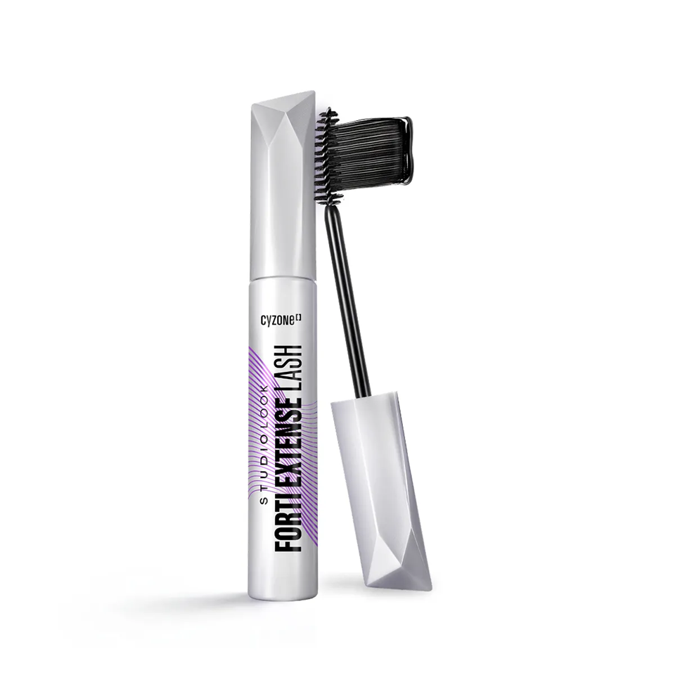 Forti Extense Lash Studio Look